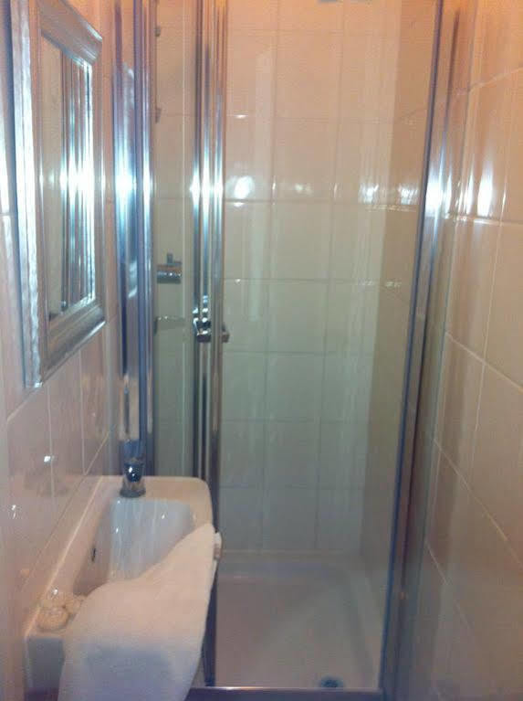 The Angerstein Hotel Лондон Экстерьер фото